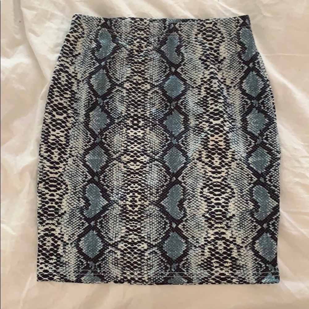 shein snake print tube/pencil skirt